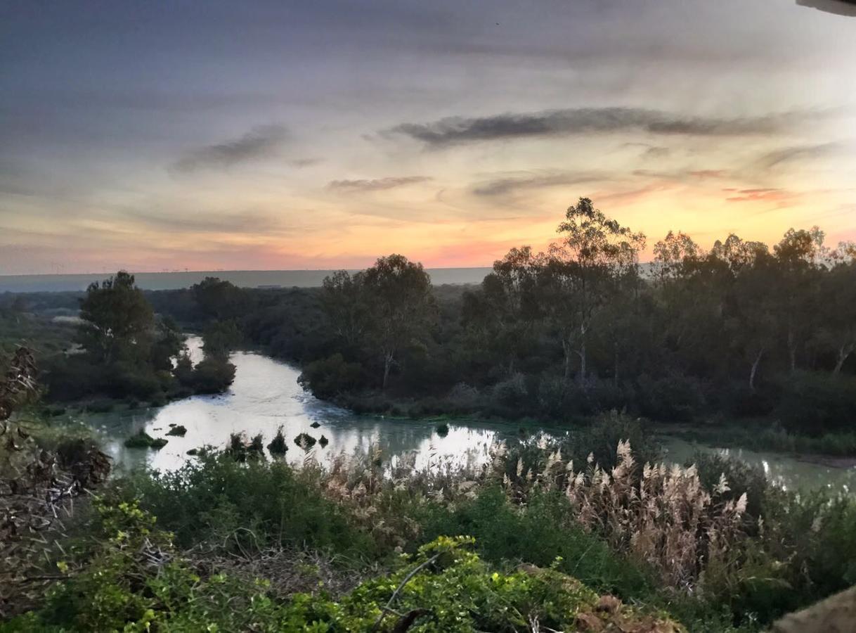 אדו River Front Estate מראה חיצוני תמונה